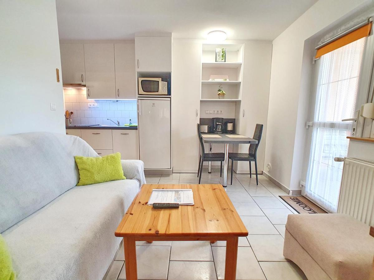 Krisztian Apartmanhaz 본보야크바세기 외부 사진